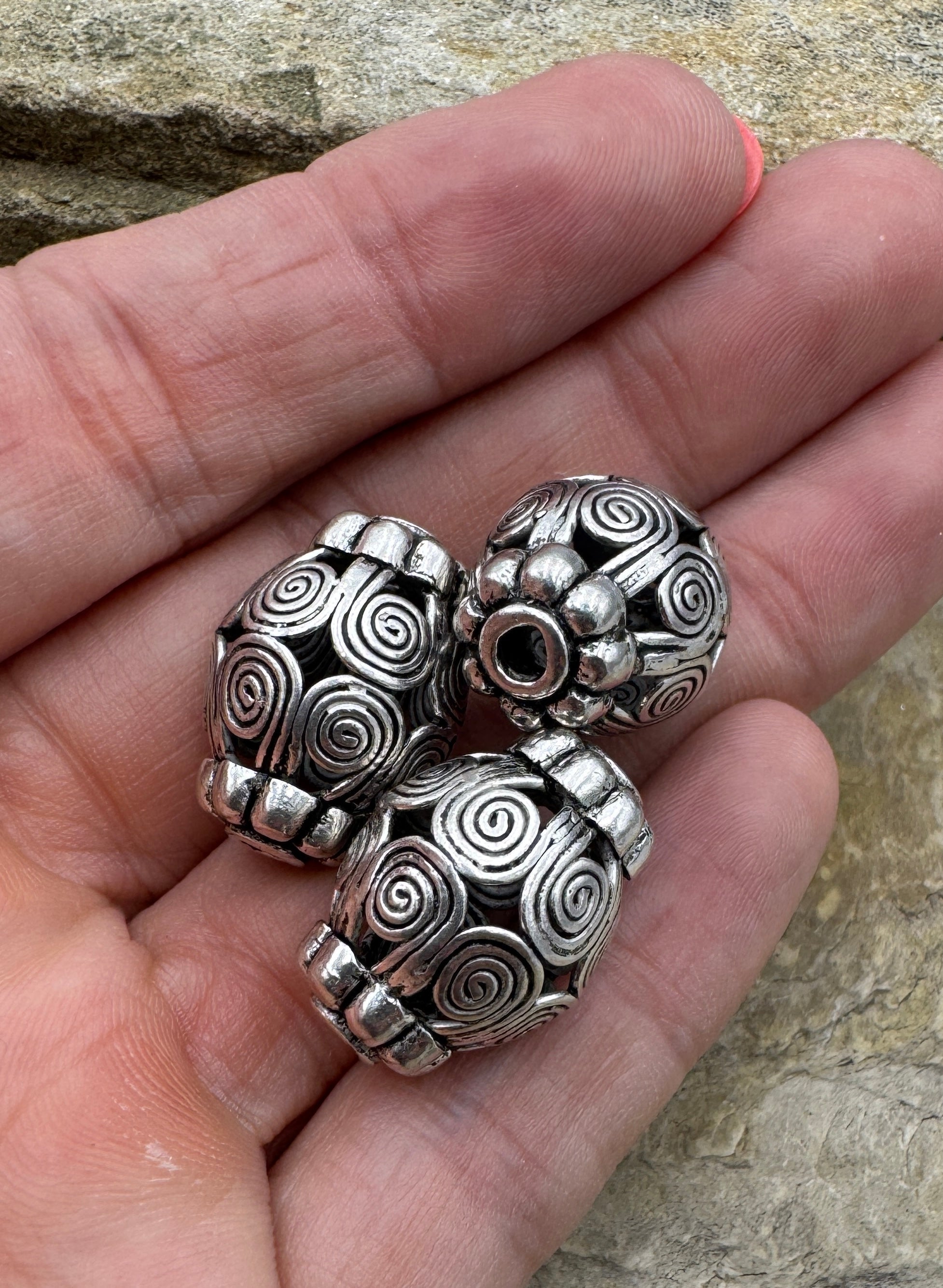 Sterling Silver Oxidized Large Slot Machine Dangle Bead Charm並行輸入品　送料無料 Oxidized Sterling Silver Large Band, Flower of Life Wide Silver