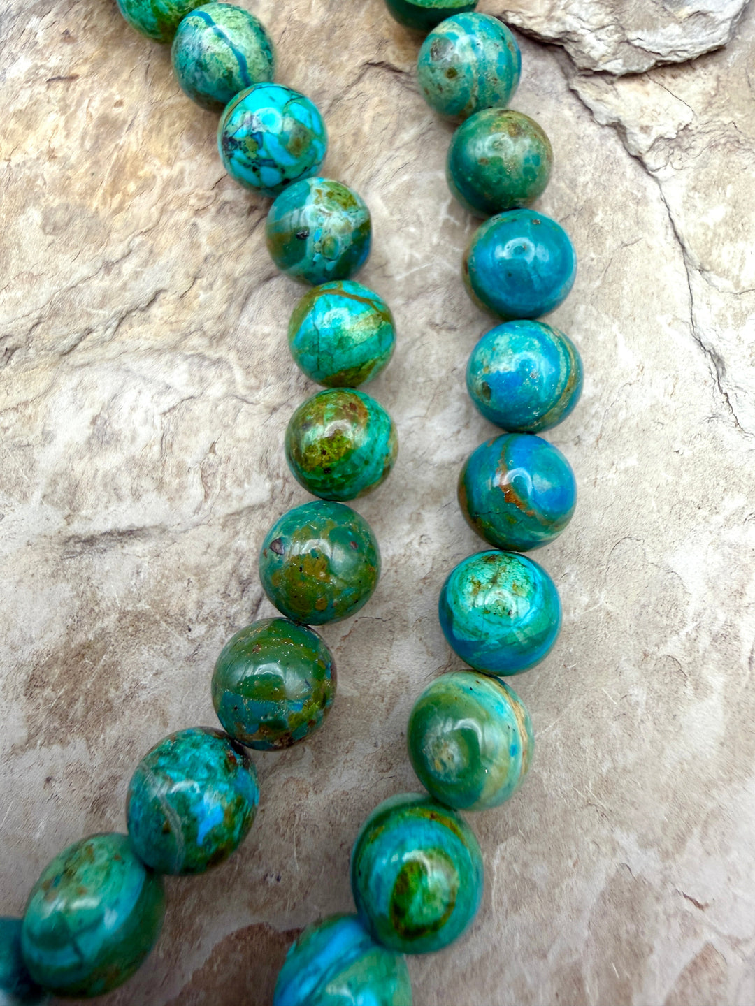 AAA+ Peruvian Blue Opal 8mm Round Beads 8 Inch Strand/22