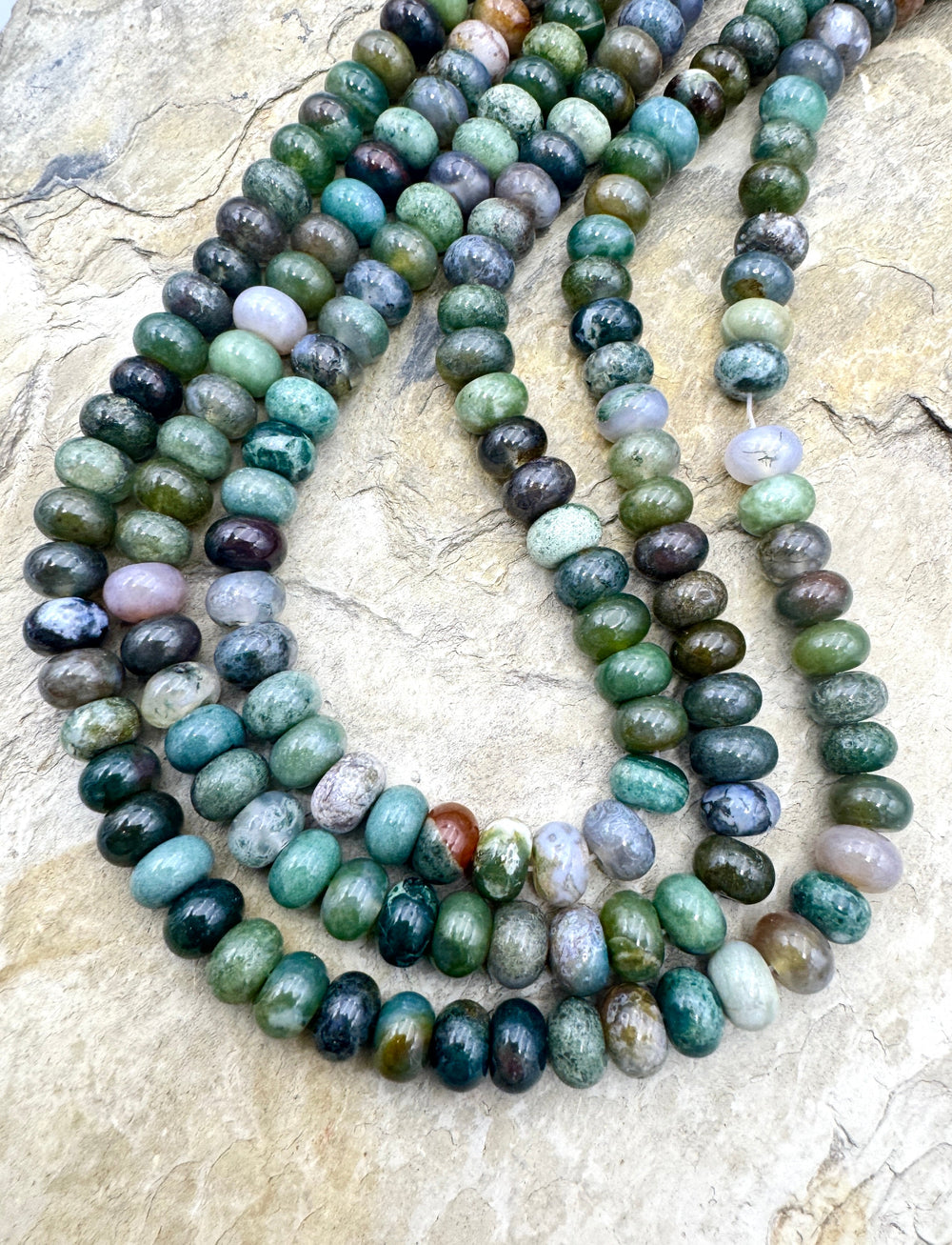 Blood Agate (India) 8x6mm Rondelle Bead Strand 15 Inch