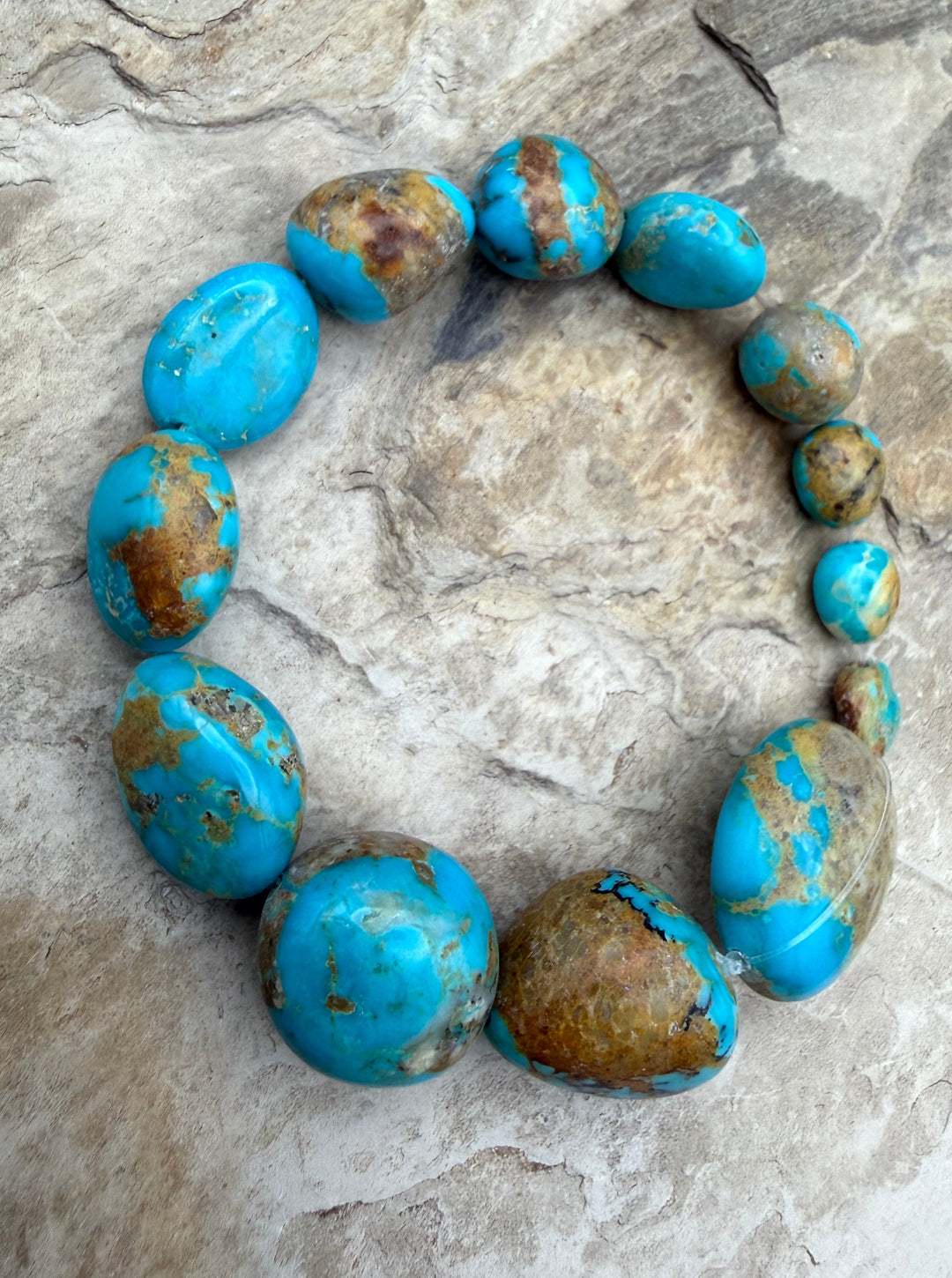Bright Blue Kingman Turquoise (Arizona) Graduated Smooth