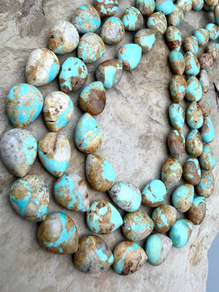 Bright Blue Pilot Mountain Turquoise (Nevada) 10x13mm Pear