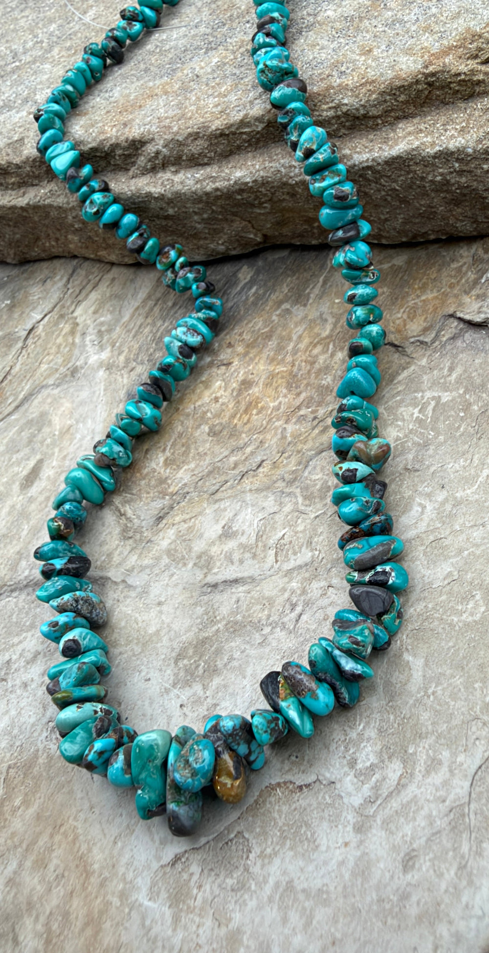 Carico Lake Turquoise (Nevada) Graduated Nugget Beads