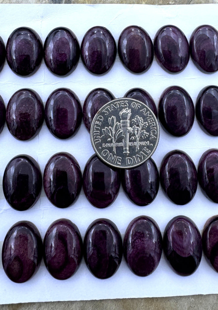Deep Purple Spiny Oyster 10x14mm Oval Shaped Cabochons (One