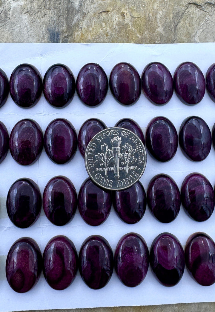 Deep Purple Spiny Oyster 10x14mm Oval Shaped Cabochons (One