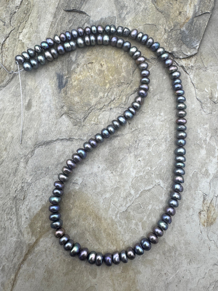 *Estate Collection Special* Freshwater 5mm Peacock Button