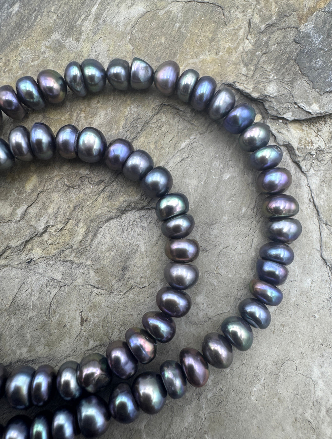 *Estate Collection Special* Freshwater 5mm Peacock Button