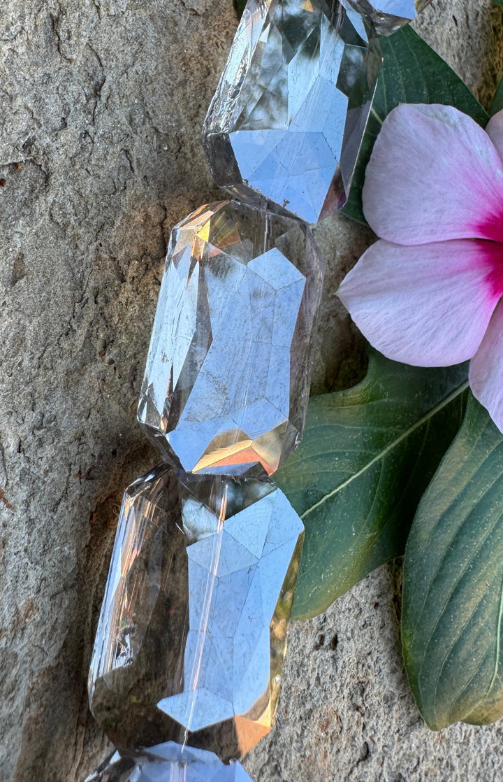 *Estate Collection Special* Quartz 18x27mm Faceted
