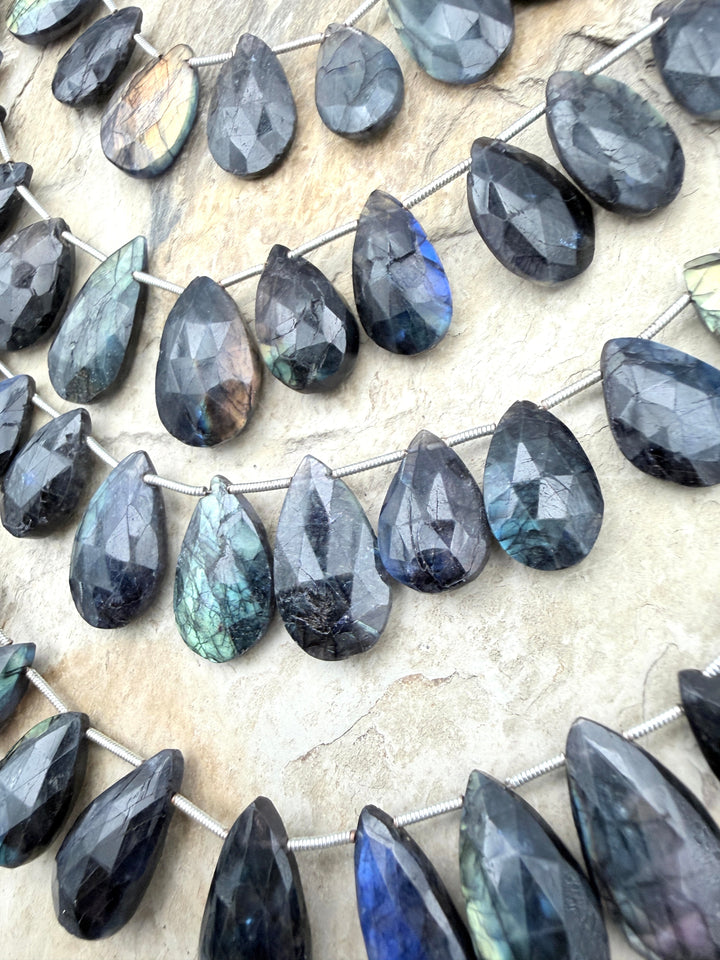Flashy Black Labradorite Graduated Teardrop Briolette Beads