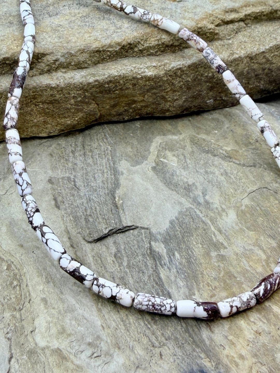 FRIDAY BARGAIN BUY Arizona Wild Horse 3x9mm Tube Beads 10