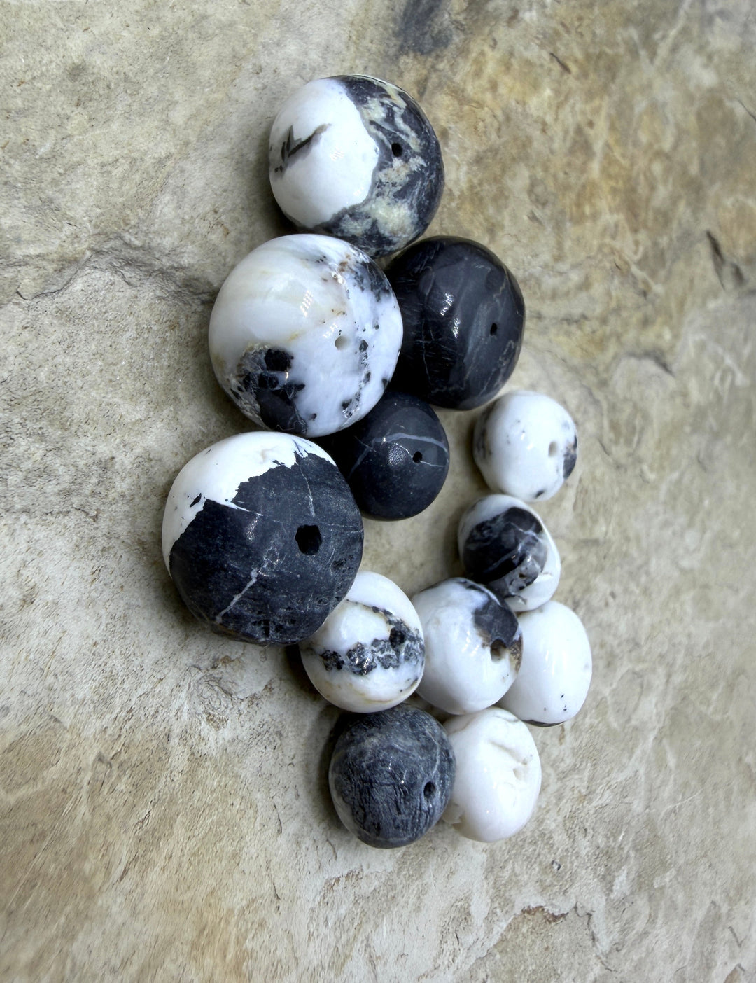 FRIDAY BARGAIN BUY LOT of 12 White Buffalo Rondelle Beads