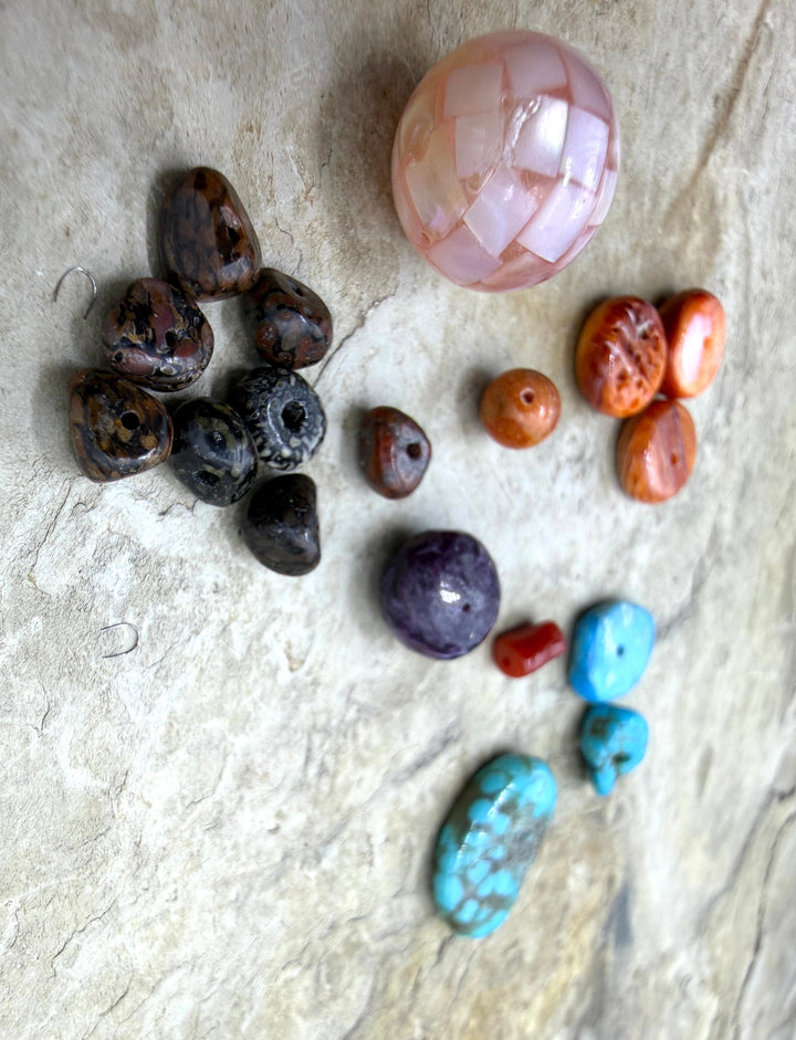 FRIDAY BARGAIN BUY LOT of Pemium Beads Dinosaur Bone