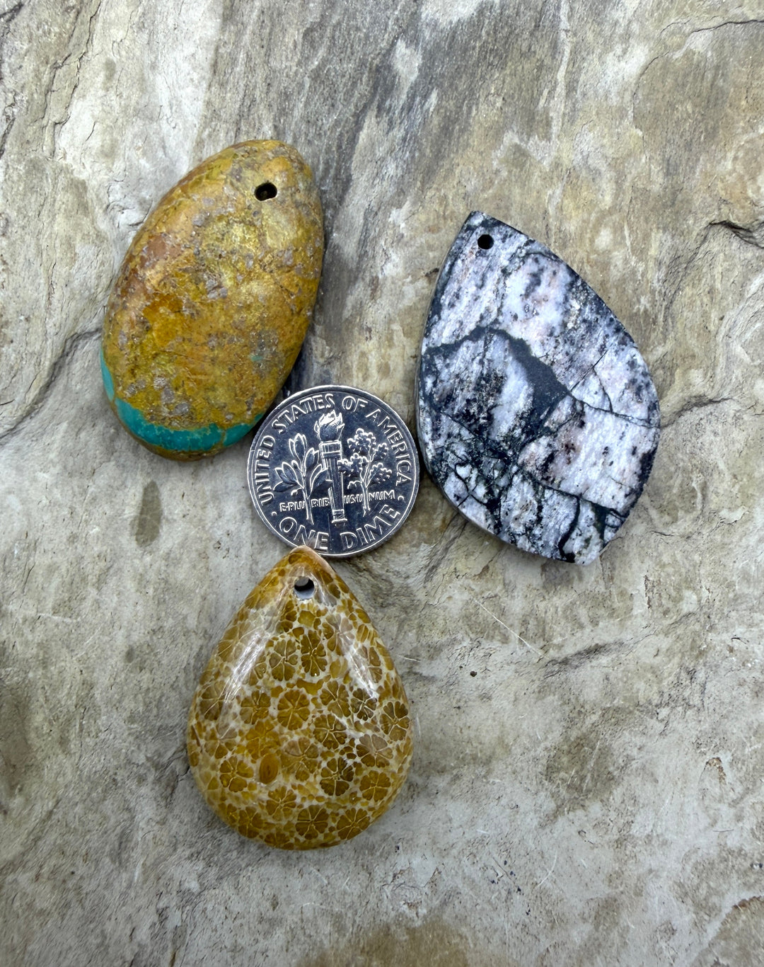 FRIDAY BARGAIN LOT of 3 Focal Pendant Beads Royston