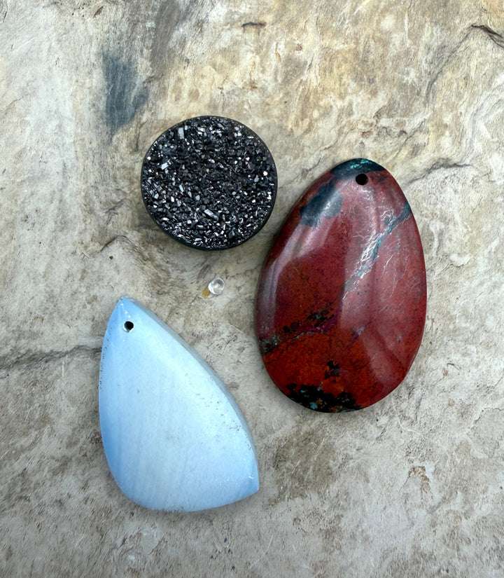 FRIDAY BARGAIN LOT of 3 Premium Focal Pendant Beads Somora