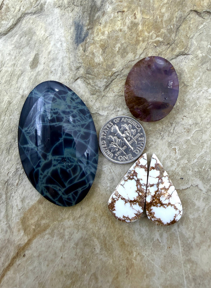 FRIDAY BARGAIN LOT of 4 Mixed Cabochons Melody Stone Wild