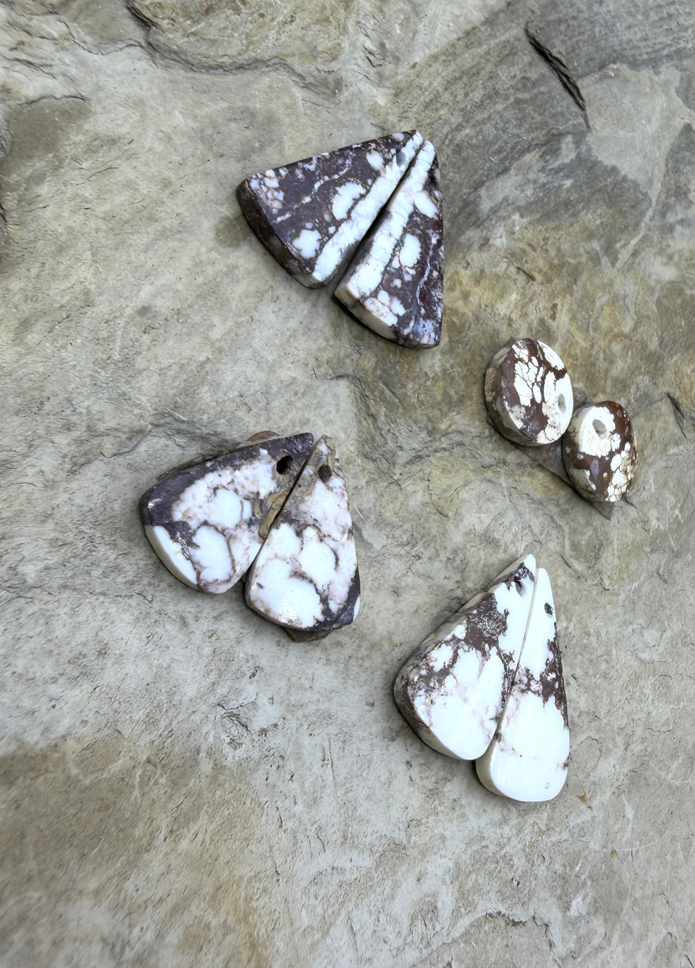 FRIDAY BARGAIN LOT of 4 Wild Horse Beads Earring Slab Bead