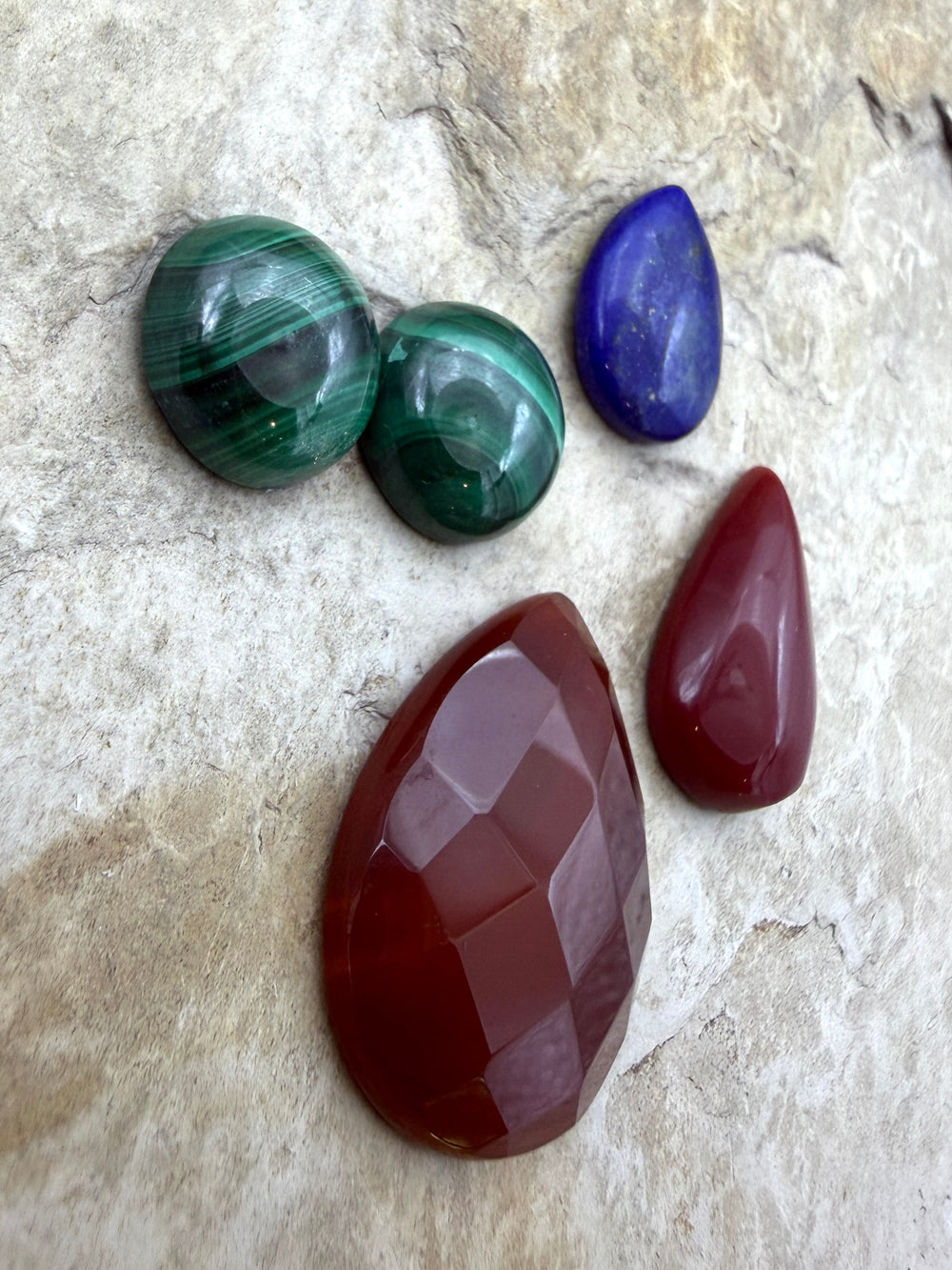 FRIDAY BARGAIN LOT of 5 Cabochons Malachite Rosarita Lapis