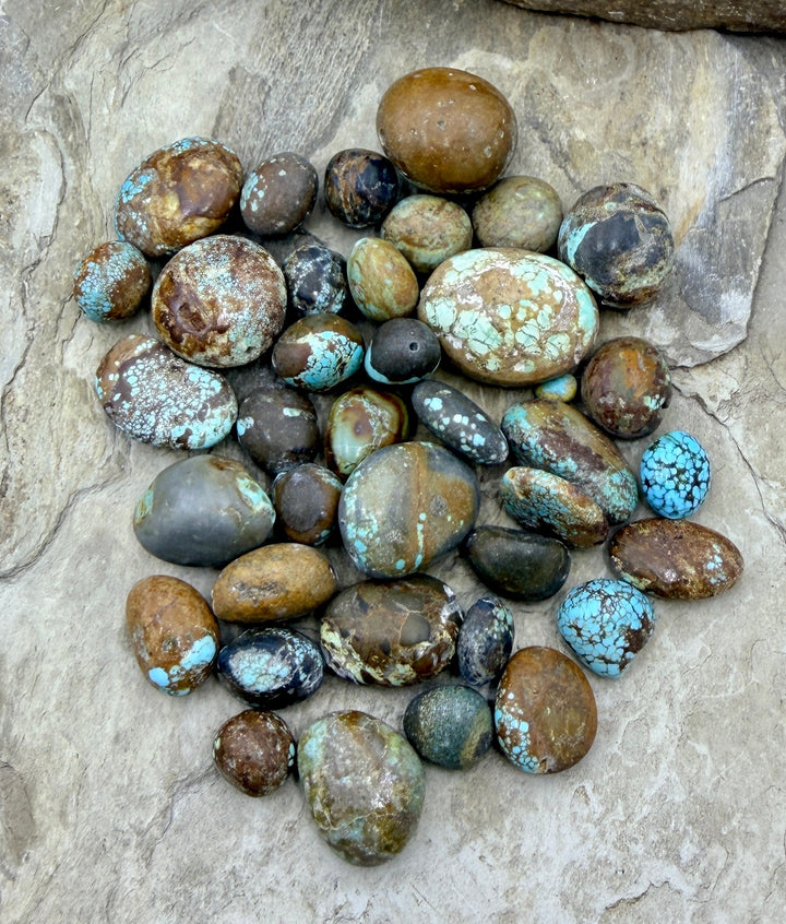 FRIDAY BARGAIN LOT of Number 8 Turquoise Beads 10-22mm (Low