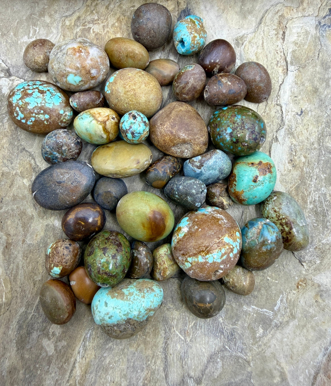 FRIDAY BARGAIN LOT of Number 8 Turquoise Beads (113 grams)