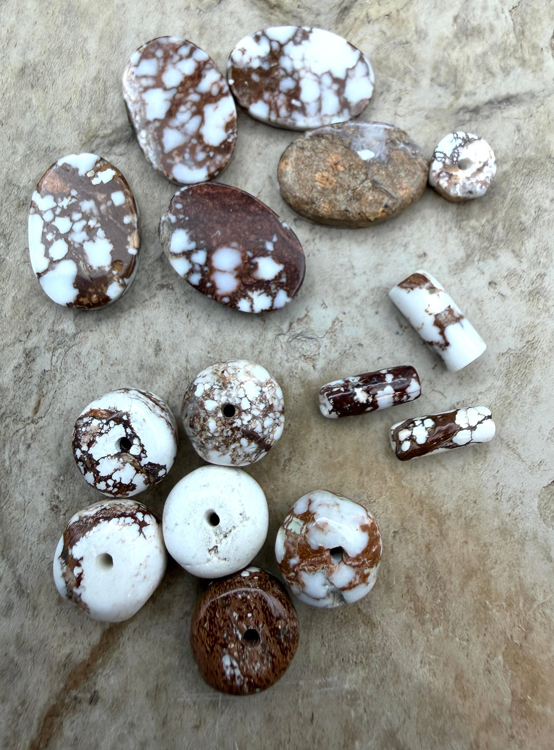 FRIDAY BARGAIN RARE Arizona Wild Horse LOT of Mixed Beads
