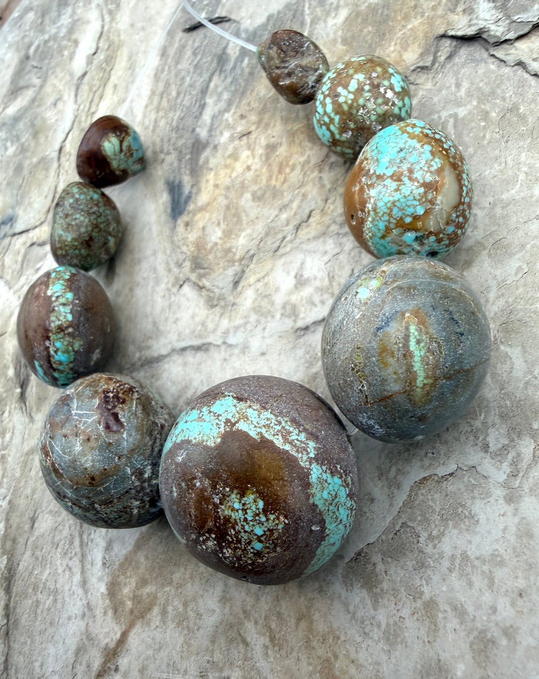 FRIDAY BARGAIN RARE Number 8 Turquoise (Nevada) Giant