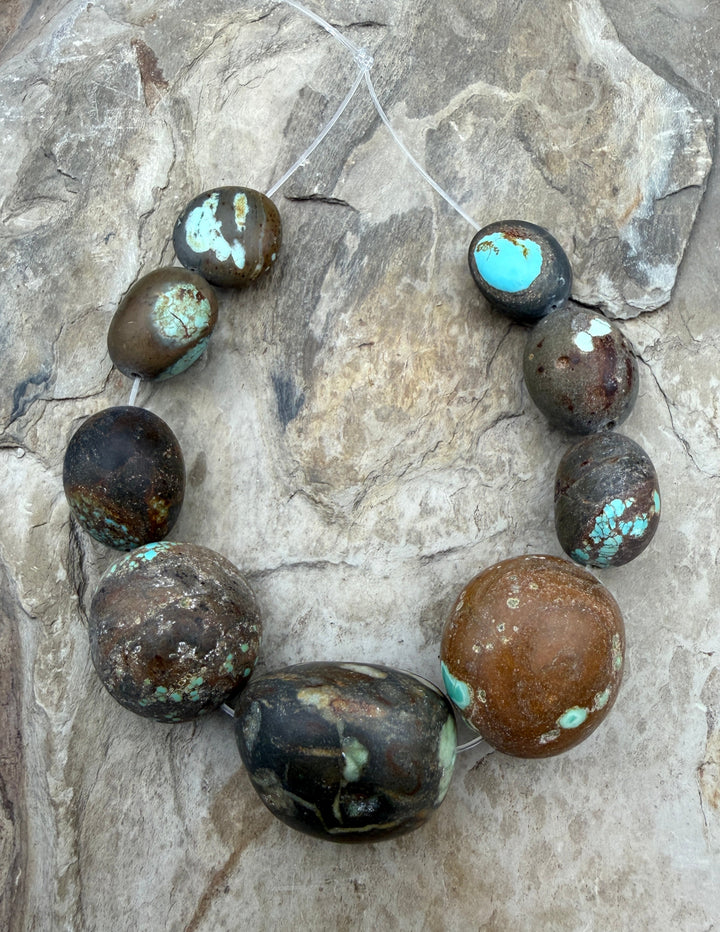 FRIDAY BARGAIN RARE Number 8 Turquoise (Nevada) Giant