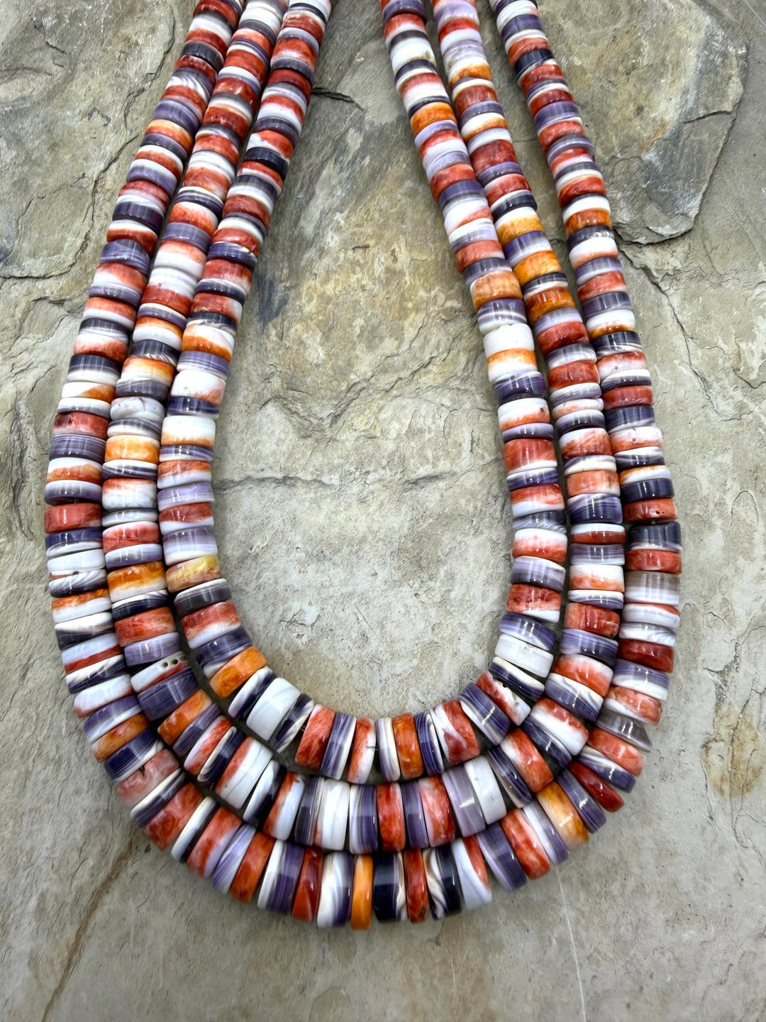 FRIDAY BARGAIN Red/Rust Spiny Oyster and Waampum Shell 8mm