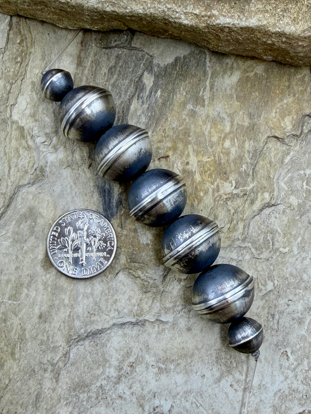 FRIDAY ESTATE FIND BIG Sterling Silver Navajo Pearl 7 Bead