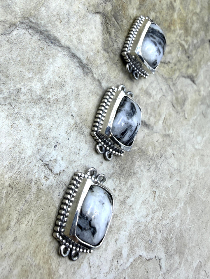 FRIDAY ESTATE FIND Sterling Silver and White Buffalo