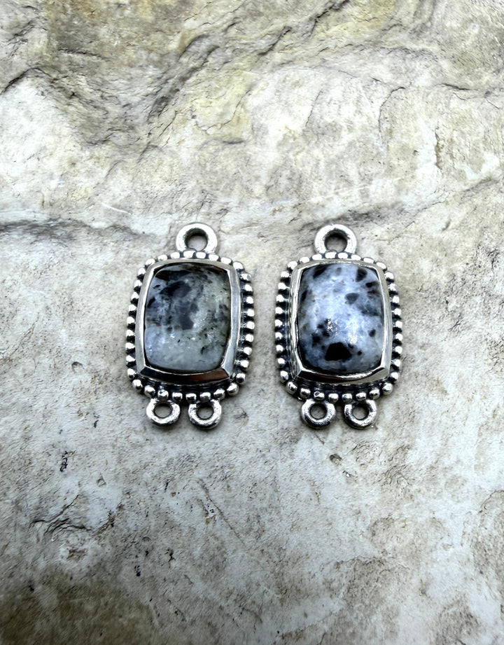 FRIDAY ESTATE FIND Sterling Silver and White Buffalo Pair