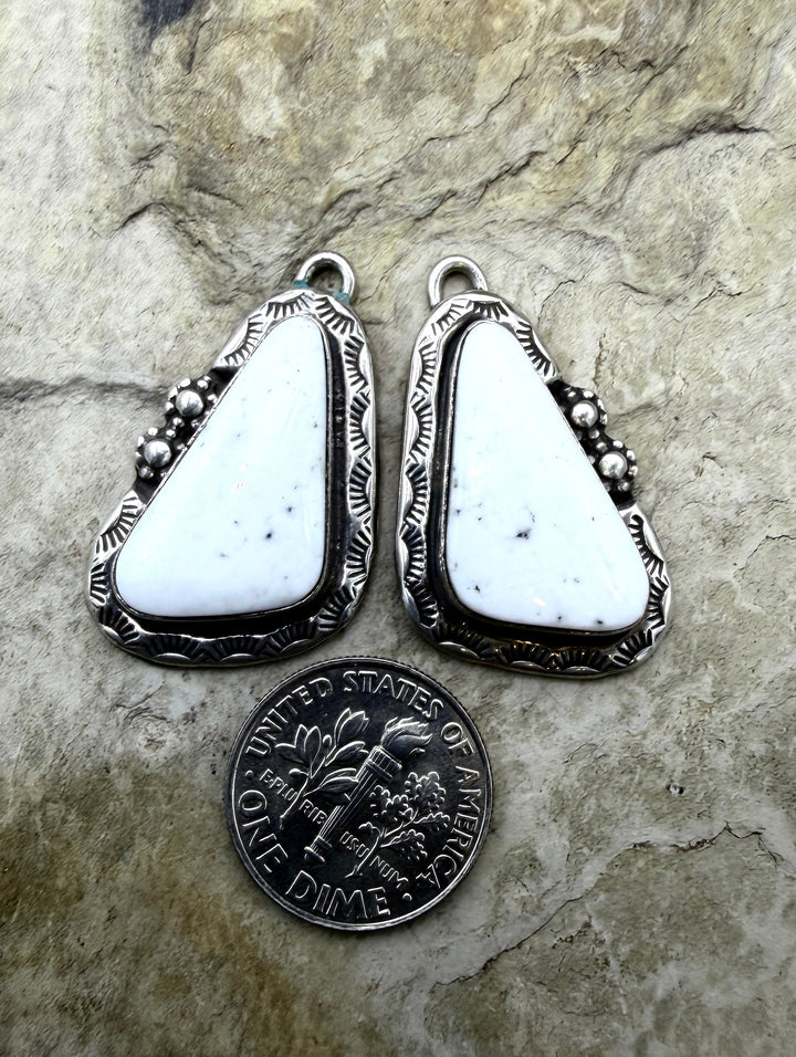 FRIDAY ESTATE FIND Sterling Silver Oxidized White Buffalo