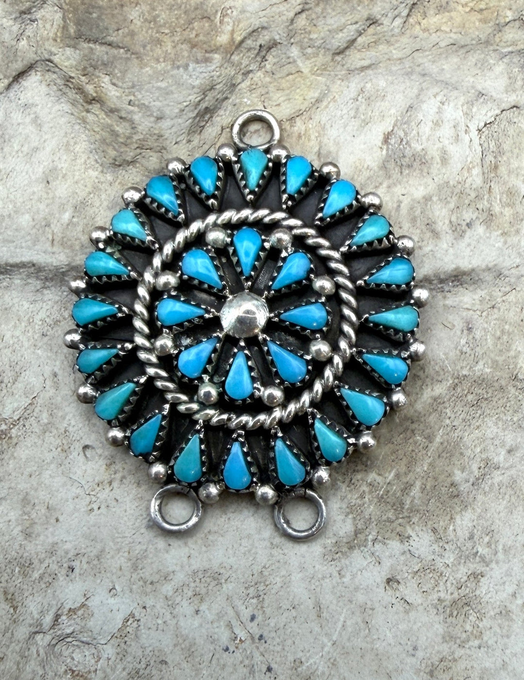 FRIDAY ESTATE FIND Sterling Silver Zuni Petit Point