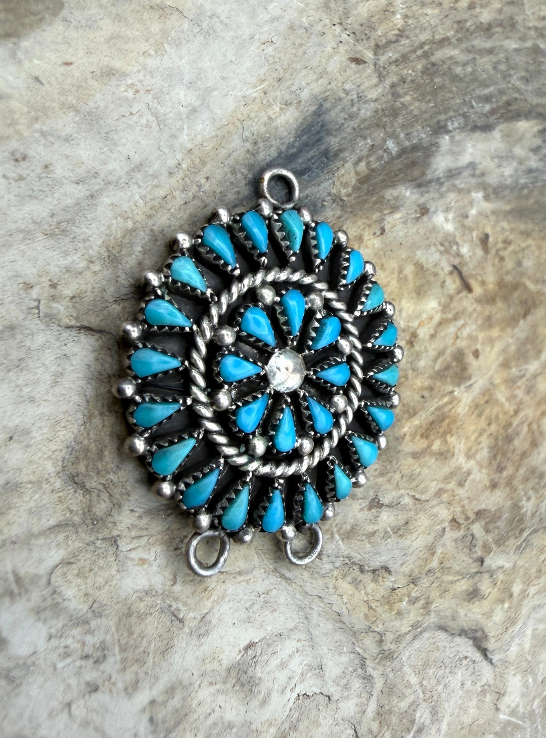 FRIDAY ESTATE FIND Sterling Silver Zuni Petit Point