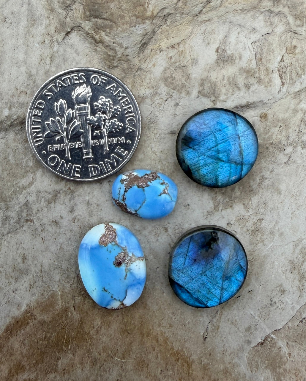 FRIDAY Lot of 4 Premium Cabochons,Labradorite and Golden