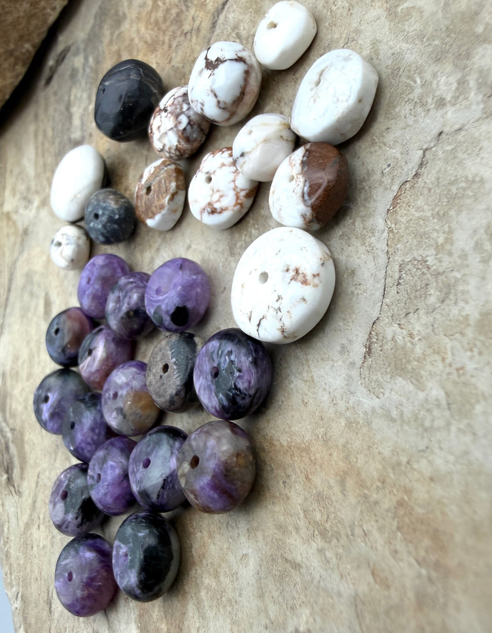 FRIDAY Lot of mixed Premium Beads Charoite Wild Horse