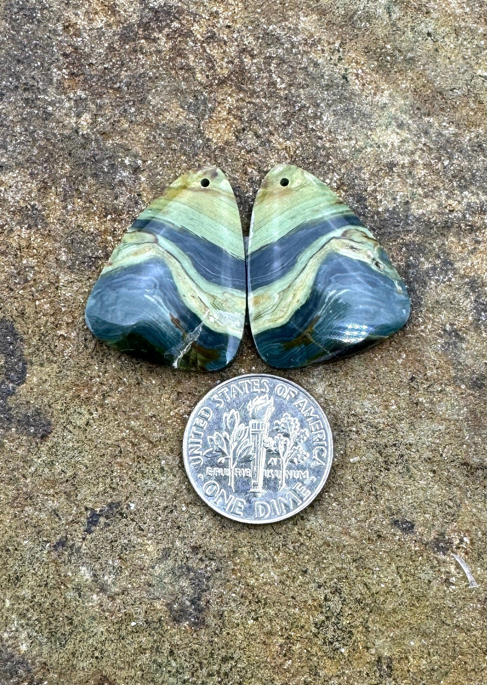 Gary Green Jasper (Oregon) Matching Beads Slab Pair 19x25mm