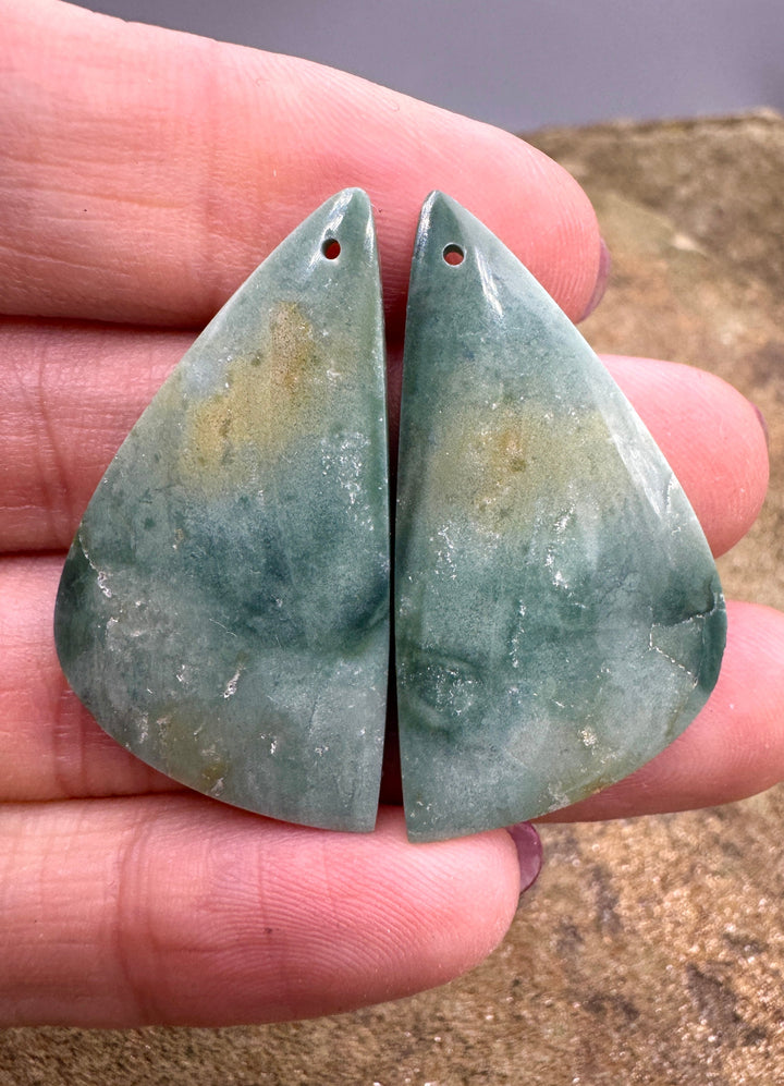 Gary Green Jasper (Oregon) Matching Beads Slab Pair 19x35mm