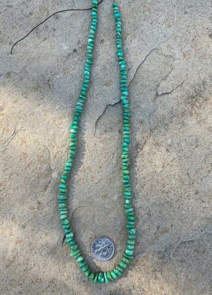 Green Campitos (Mex) Turquoise 5-6mm Chip/Nugget Beads 18
