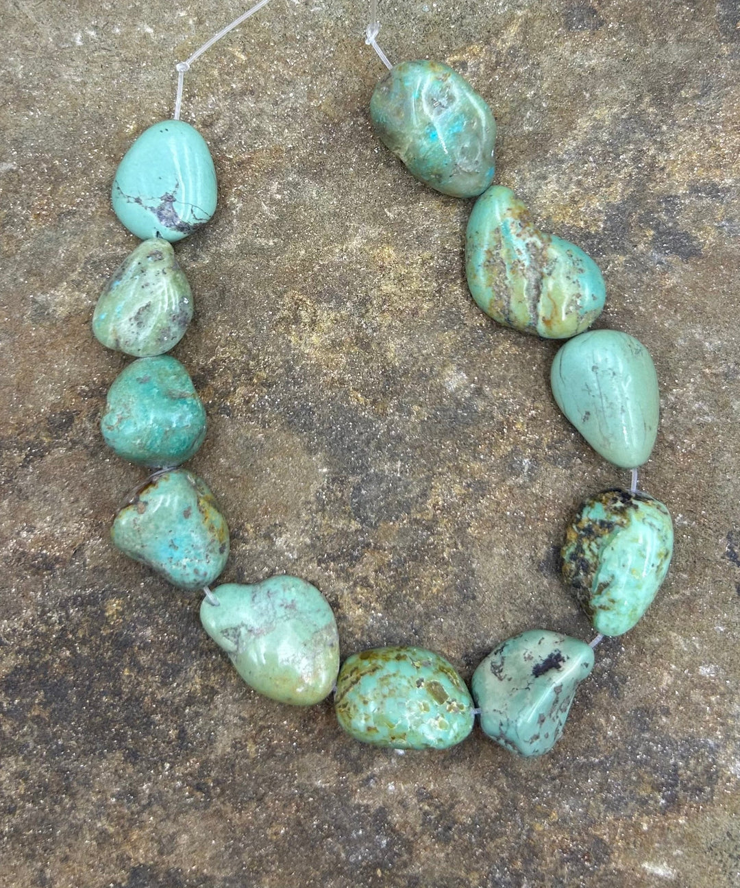 Green Kingman Turquoise (Arizona) Nugget Beads 10-15mm 8