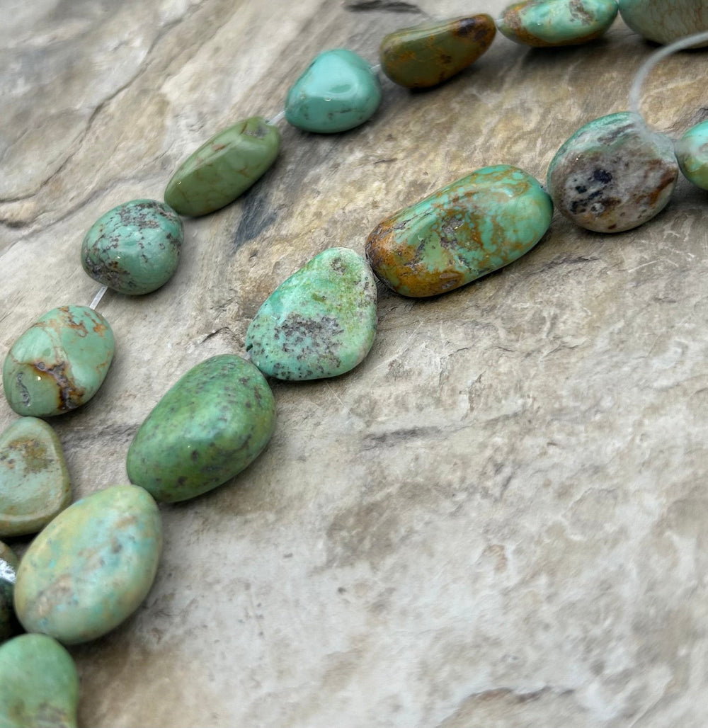 Green Kingman Turquoise (Arizona) Nugget Beads 12-21mm 8