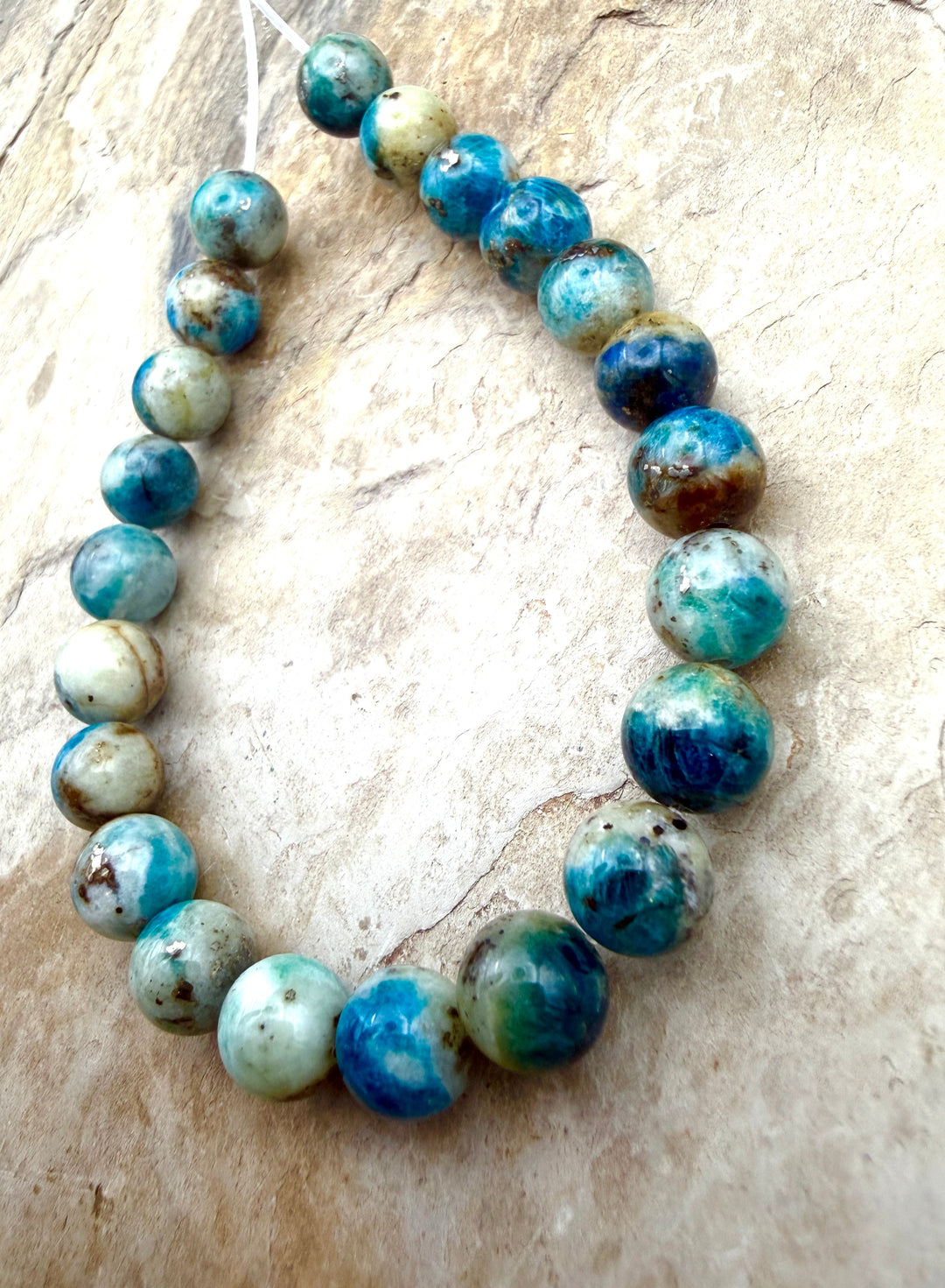 High Grade Hackmanite (Afghanistan) 5mm Round Beads 7 Inch