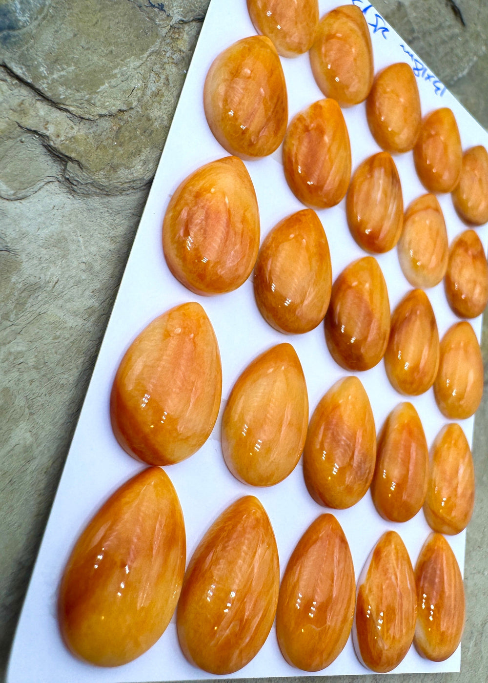 High Quality Orange Spiny Oyster 13x18mm Teardrop Shaped