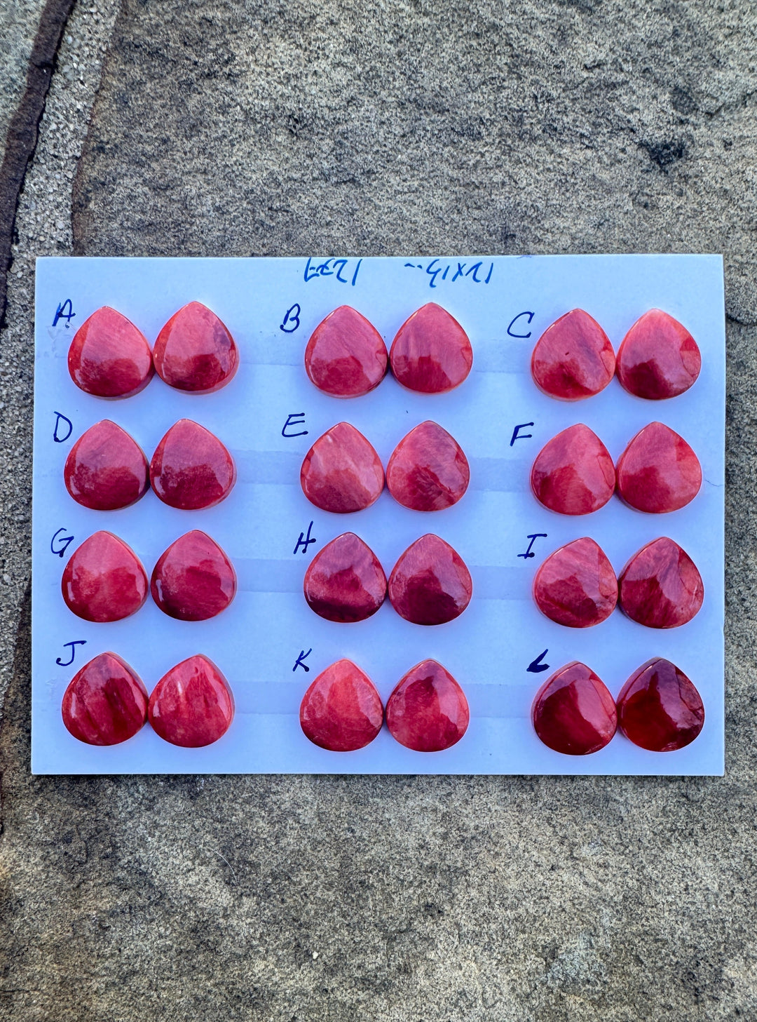 High Quality Red Spiny Oyster 12x13mm Teardrop Shaped