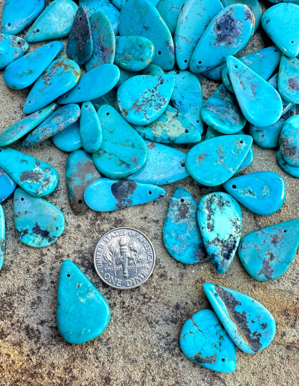 Hubei Turquoise (China) Turquoise Irregular Teardrop Tab