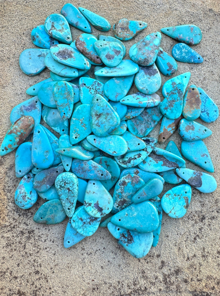 Hubei Turquoise (China) Turquoise Irregular Teardrop Tab