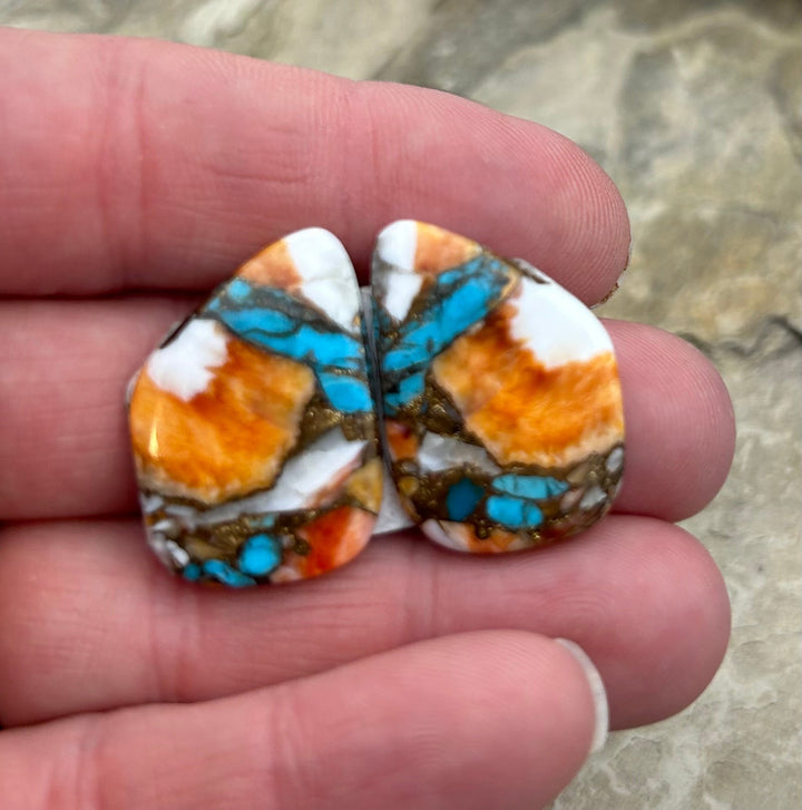 Kingman Turquoise and Orange Spiny Oyster with Bronze