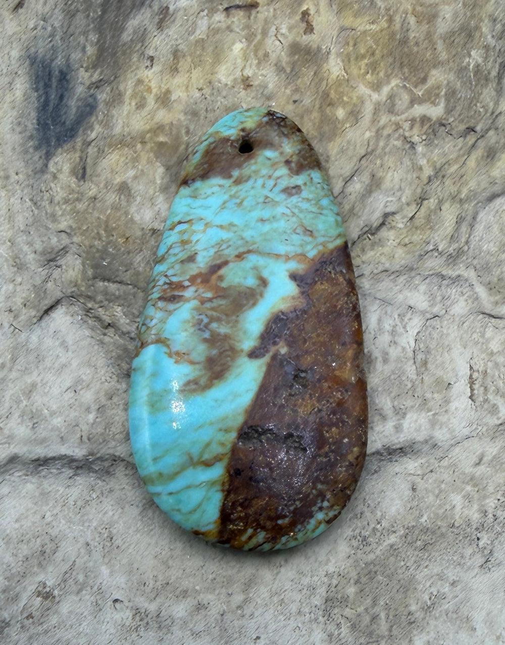 Kingman Turquoise (Arizona) Focal Pendant Bead 19x36mm