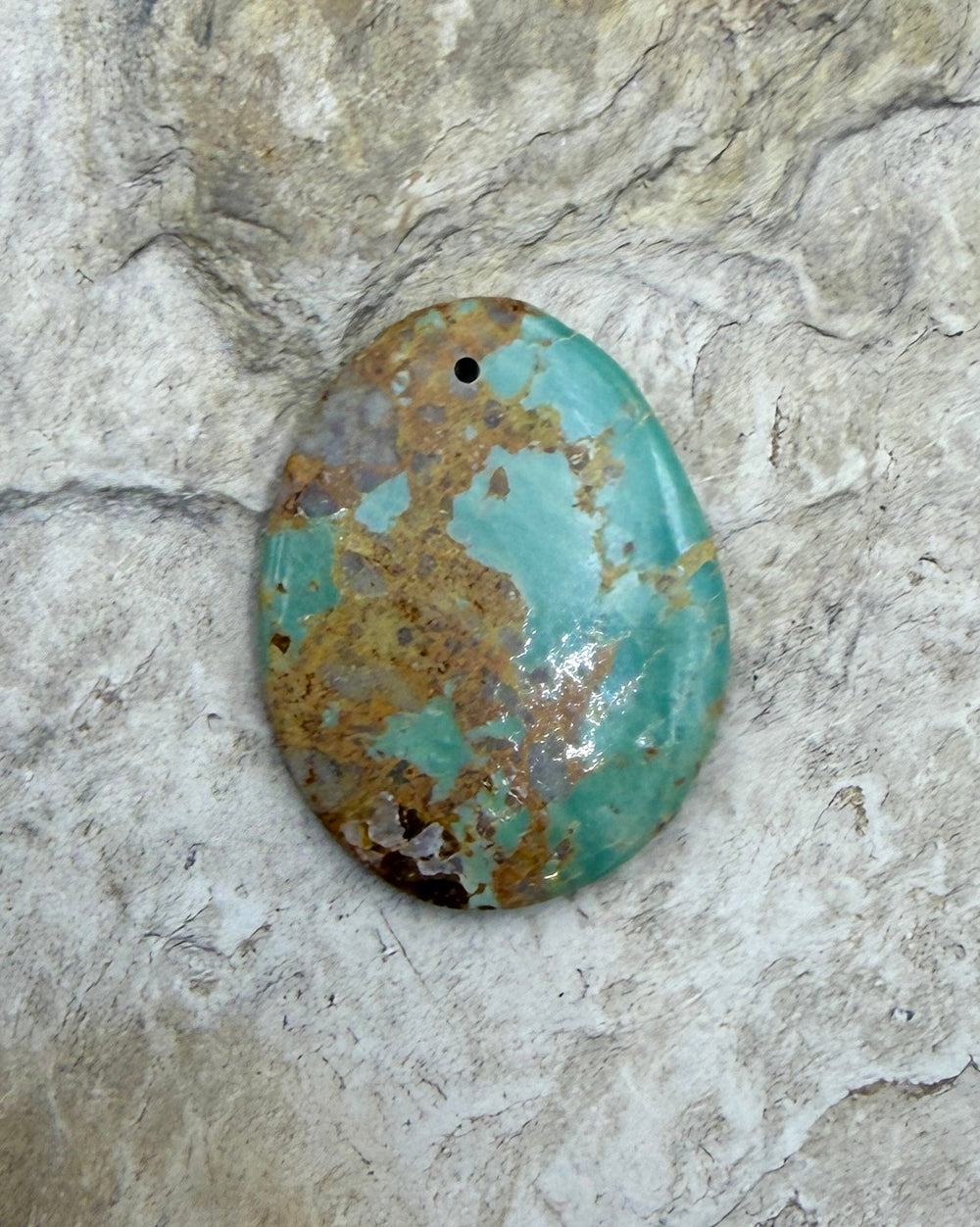 Kingman Turquoise (Arizona) Focal Pendant Bead 24x30mm