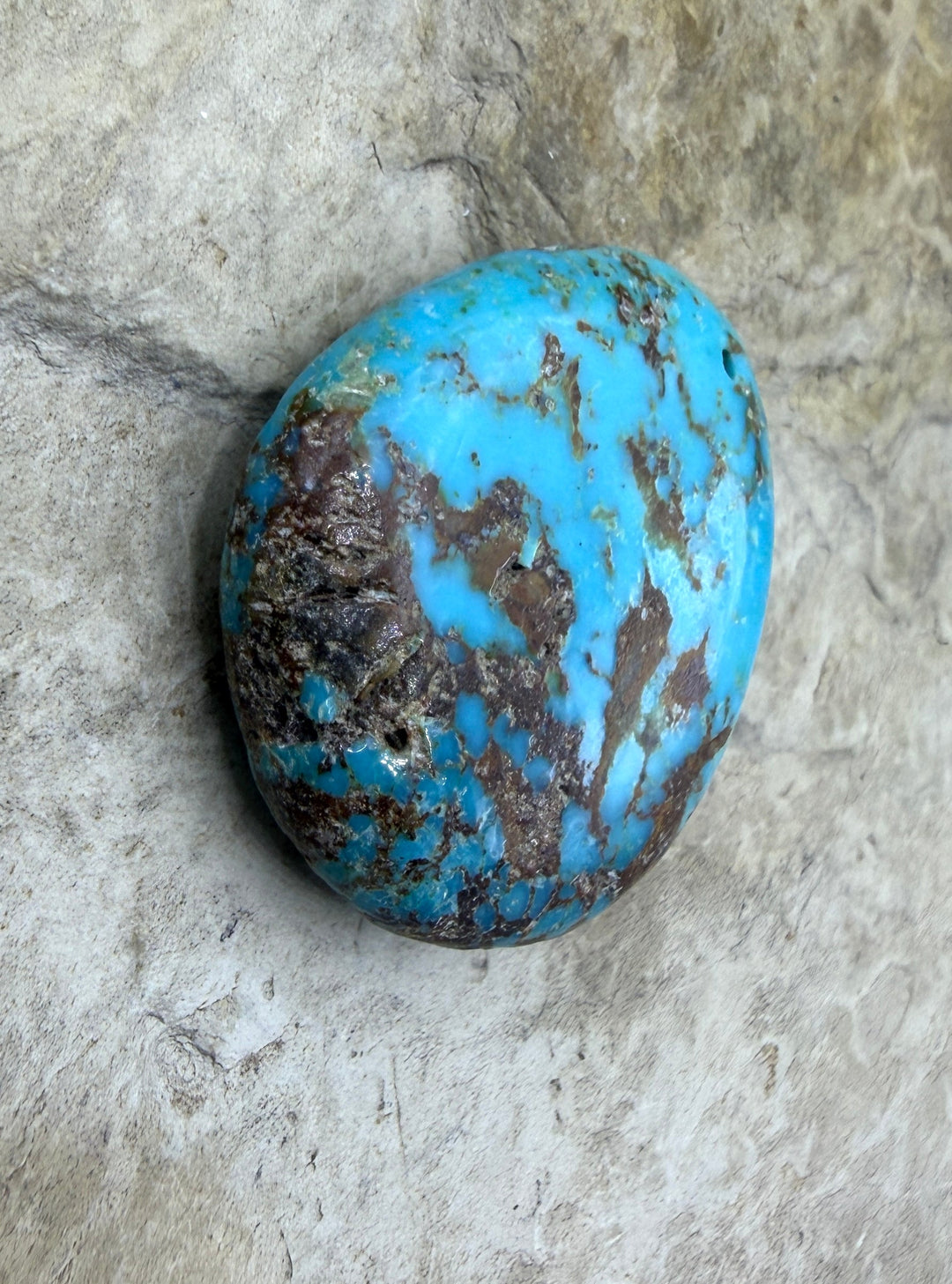 Kingman Turquoise (Arizona) Focal Pendant Bead 25x29x7mm