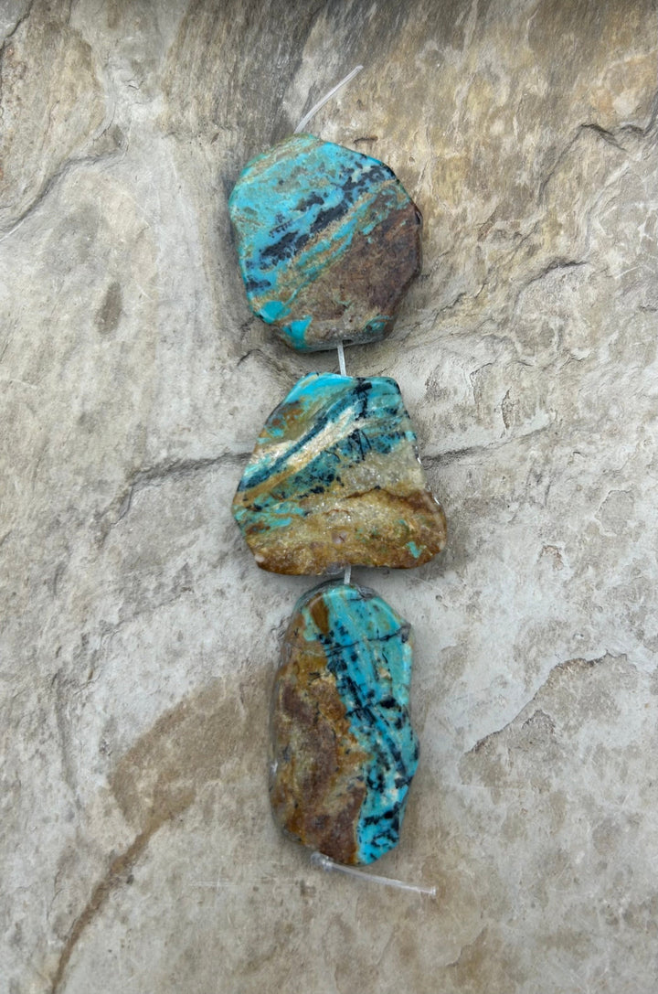 Kingman Turquoise (Arizona) Focal Pendant Bead Strand (3