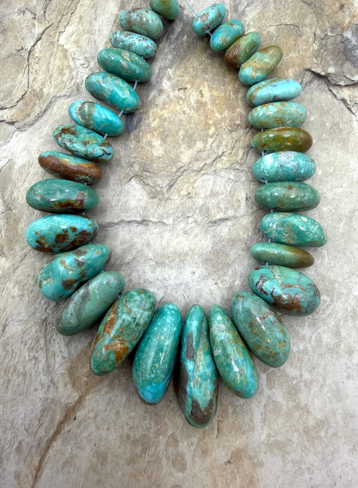 Kingman Turquoise (Arizona) Graduated Focal Strand